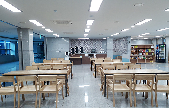 까페테리아